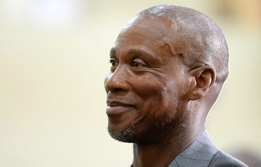 Byron Scott's option In Suns Loss