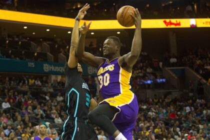 Game Recap: Lakers Fade Down The Stretch, Lose Fourth Straight Game