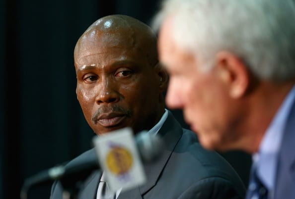 Lakers News: Byron Scott Met With Mitch Kupchak To Discuss Development Plan