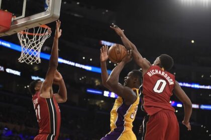 Game Recap: Julius Randle Jumper Lifts Lakers To Ot Victory Over Heat