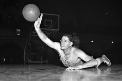 #9. George Mikan