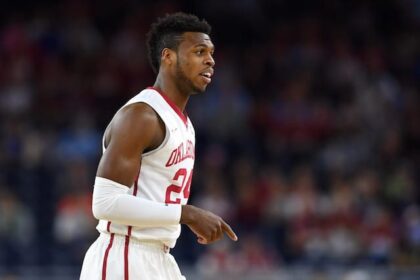 Buddy Hield Working Out With Kobe Bryant Prior To Nba Draft