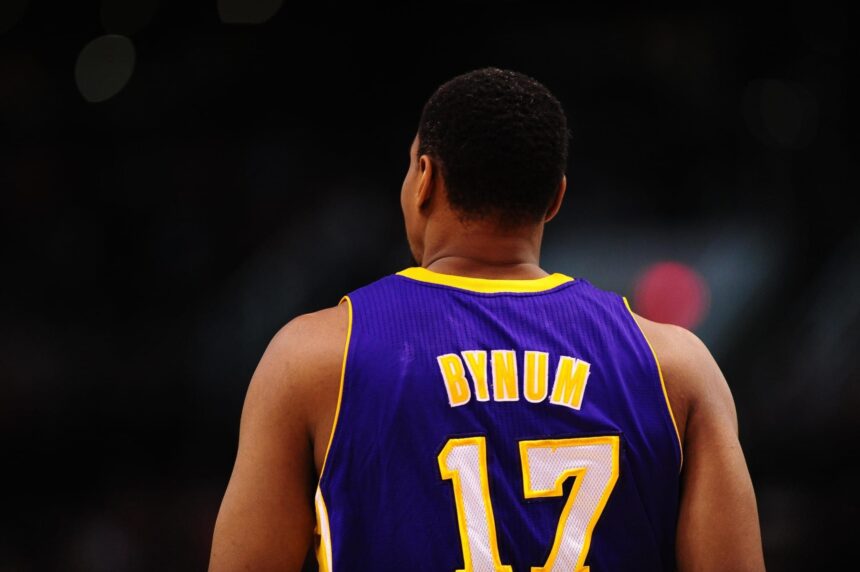 Lakers Rumors: Andrew Bynum, Robert Sacre Cost L.a. Chris Paul, Hassan Whiteside?