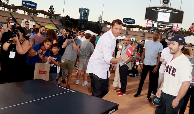 Kentavious-caldwell-pope-luke-walton-2017-ping-pong-4-purpose