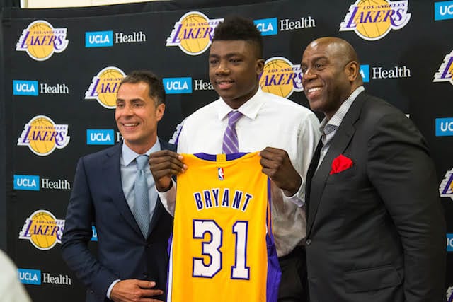 Thomas-bryant-rob-pelinka-magic-johnson