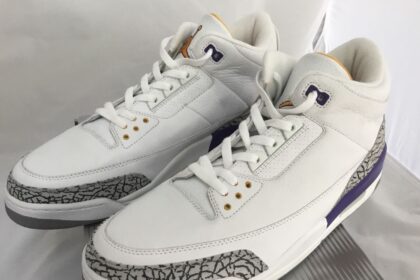 Lakers News: Kobe Bryant’s Game-worn Air Jordan Sneakers Sell For $30,400