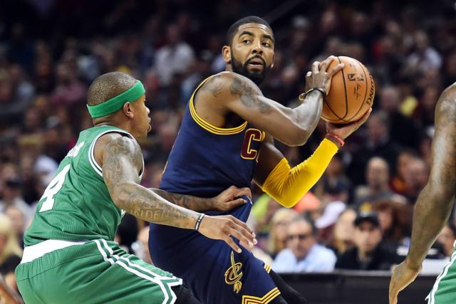 Lakers Players React To Kyrie Irving-isaiah Thomas Trade