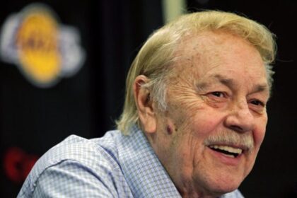 Dr. Jerry Buss, Lakers