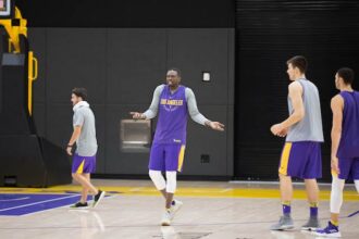 Lakers-practice-1030-luol-deng-8734