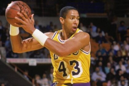 Los Angeles Laker - Mychal Thompson