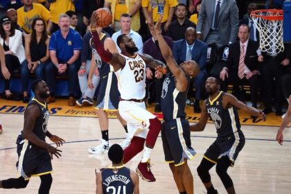 Kevin Durant, Draymond Green, LeBron James, Shaun Livingston, David West