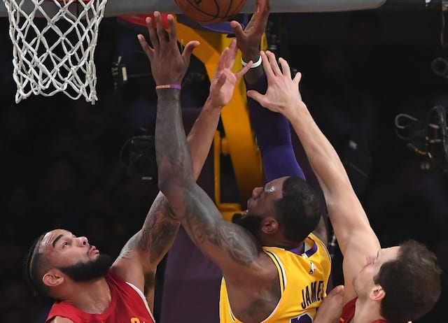 Lakers News Lebron James Passes Karl Malone For 3rd On Nba All Time 30 Point Games List Lakers Nation