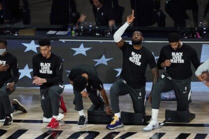 Quinn Cook, Kentavious Caldwell-Pope, Anthony Davis, Danny Green, LeBron James, Frank Vogel