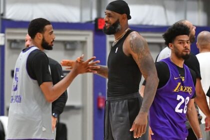 Quinn Cook, Talen Horton-Tucker, LeBron James