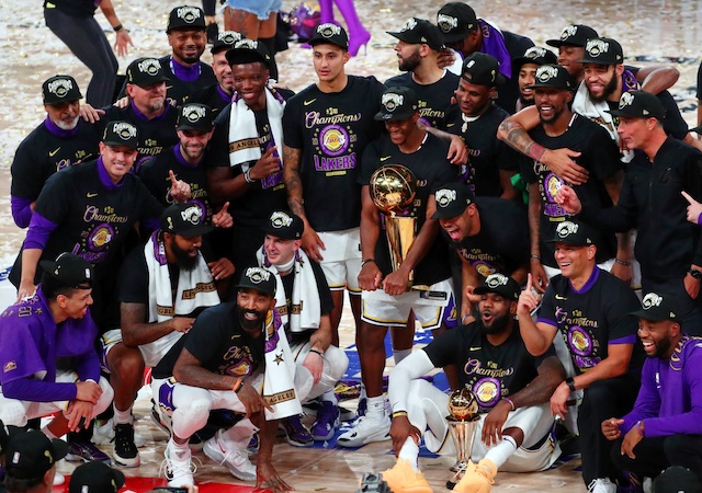 Lakers team photo