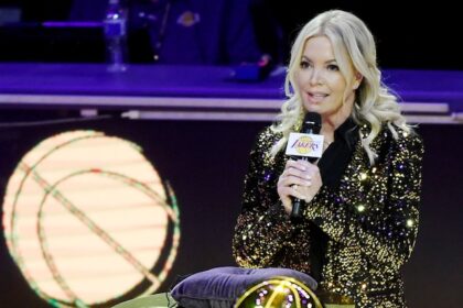 Jeanie Buss, Larry O'Brien trophy, Lakers