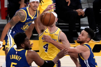 Alex Caruso, Stephen Curry