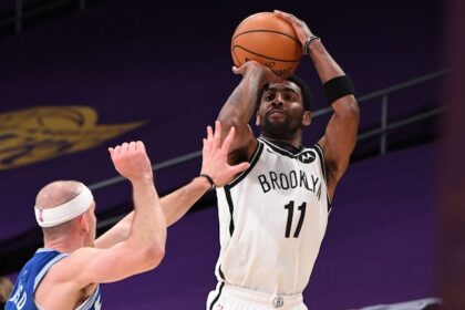 Alex Caruso, Kyrie Irving