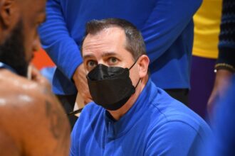 LeBron James, Frank Vogel
