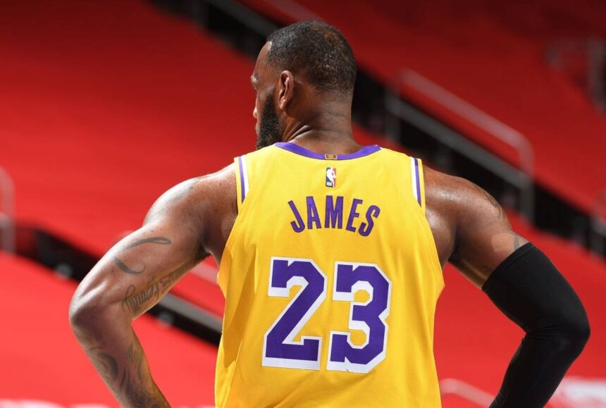 Lakers LeBron James Top NBA Team Merchandise And Jersey Sales