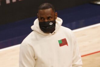 Lebron James, Lakers