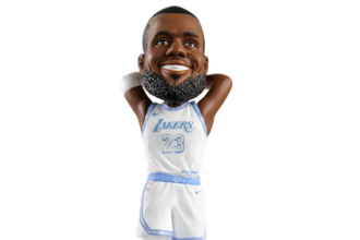 Lebron James, FOCO bobblehead