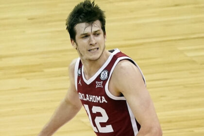 Austin Reaves, Lakers