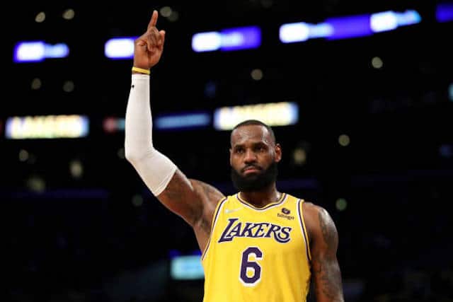 LeBron James, Lakers