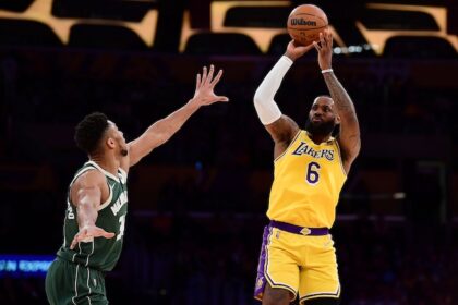 LeBron James, Giannis Antetokounmpo, Lakers, Bucks