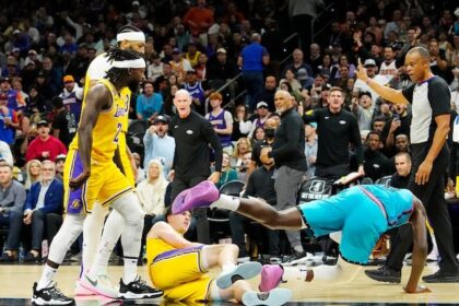 Patrick Beverley Anthony Davis Austin Reaves Lakers Suns DeAndre Ayton