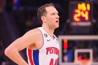 Bojan Bogdanovic, Lakers, Pistons