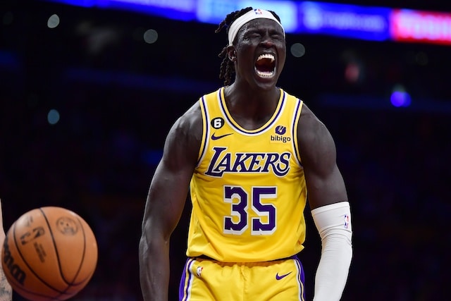 Wenyen Gabriel, Lakers