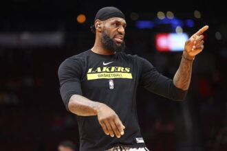 LeBron James, Lakers