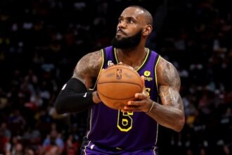 LeBron James, Lakers