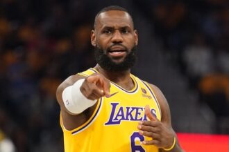 LeBron James, Lakers