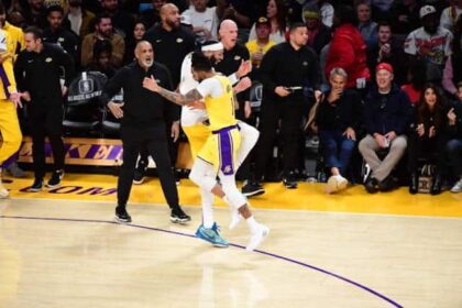 D'Angelo Russell, Anthony Davis, Lakers