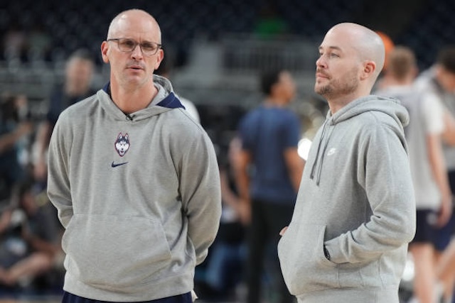 Dan Hurley, Luke Murray, UConn, Lakers