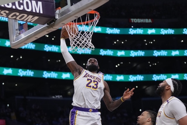 https://lakersnation.com/wp-content/uploads/2024/12/LeBron-James-31.jpg