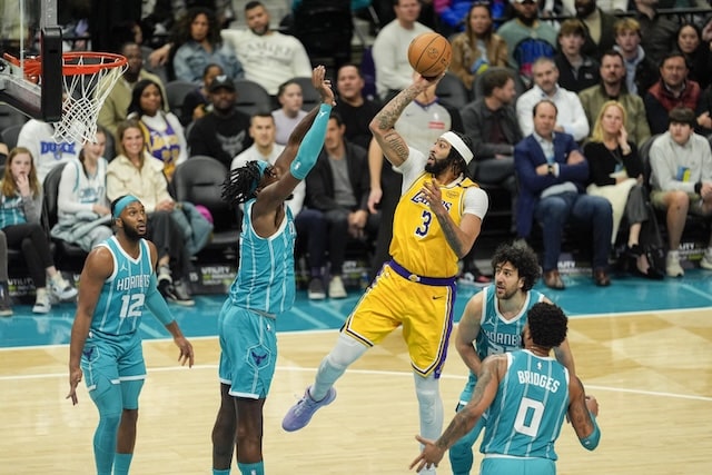 Anthony Davis, Lakers, Hornets