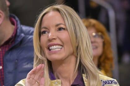 Jeanie Buss, Lakers