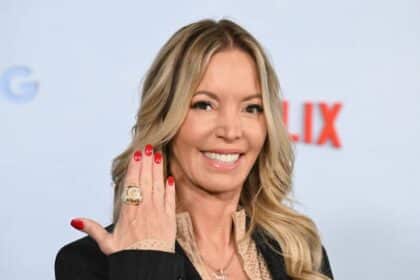 Jeanie Buss, Lakers