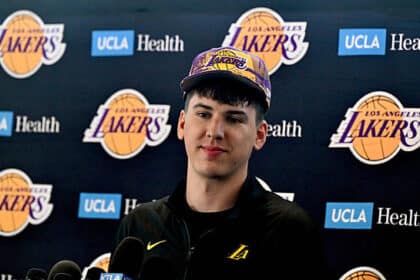 Jake LaRavia, Lakers
