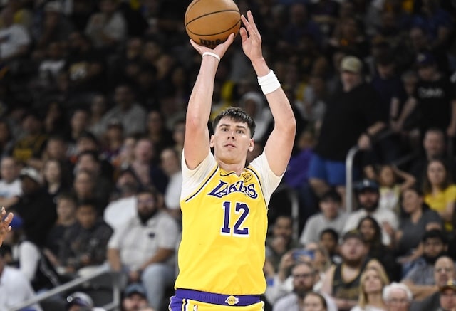 Jake LaRavia, Lakers