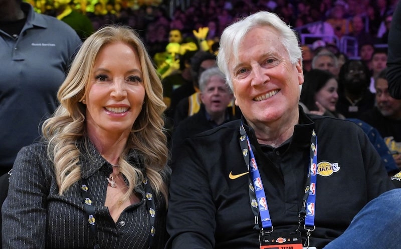 Jeanie Buss, Mark Walter