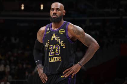 LeBron-James-90-420x280.jpg